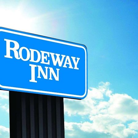Rodeway Inn Конкорд Екстер'єр фото